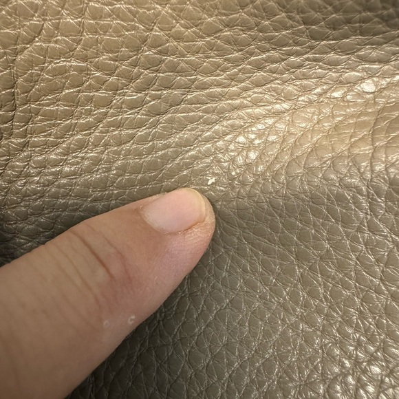 Marc Jacobs Q Fran Puma Taupe Italian Leather LG Shoulder Tote Bag - Picture 9 of 14